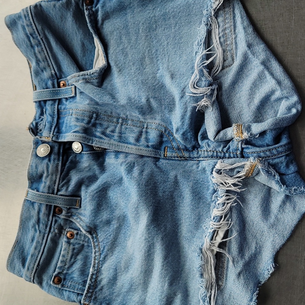 Levi's short shorts